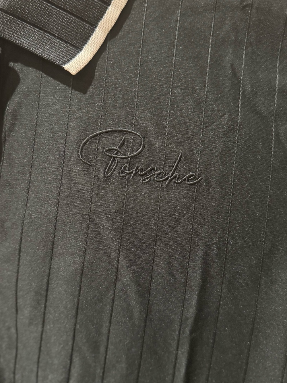 Porsche x Puma Women's Black Polo Shirt - 911 Targa 60Y - Picture 6 of 8